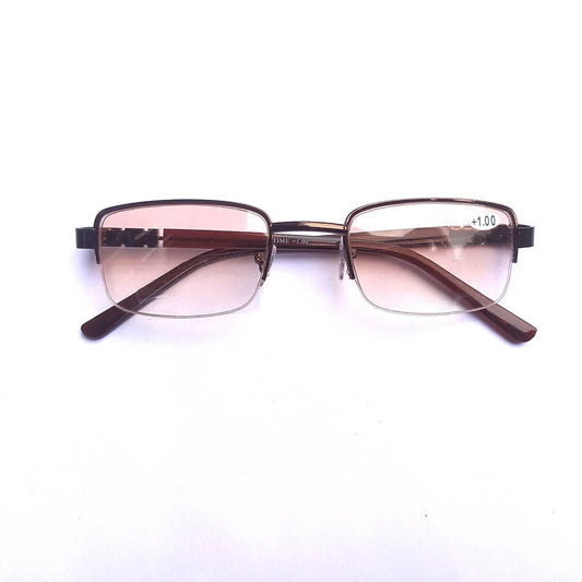 Reading glasses for outdoor activities: Protecting your eyes while enjoying the great outdoors