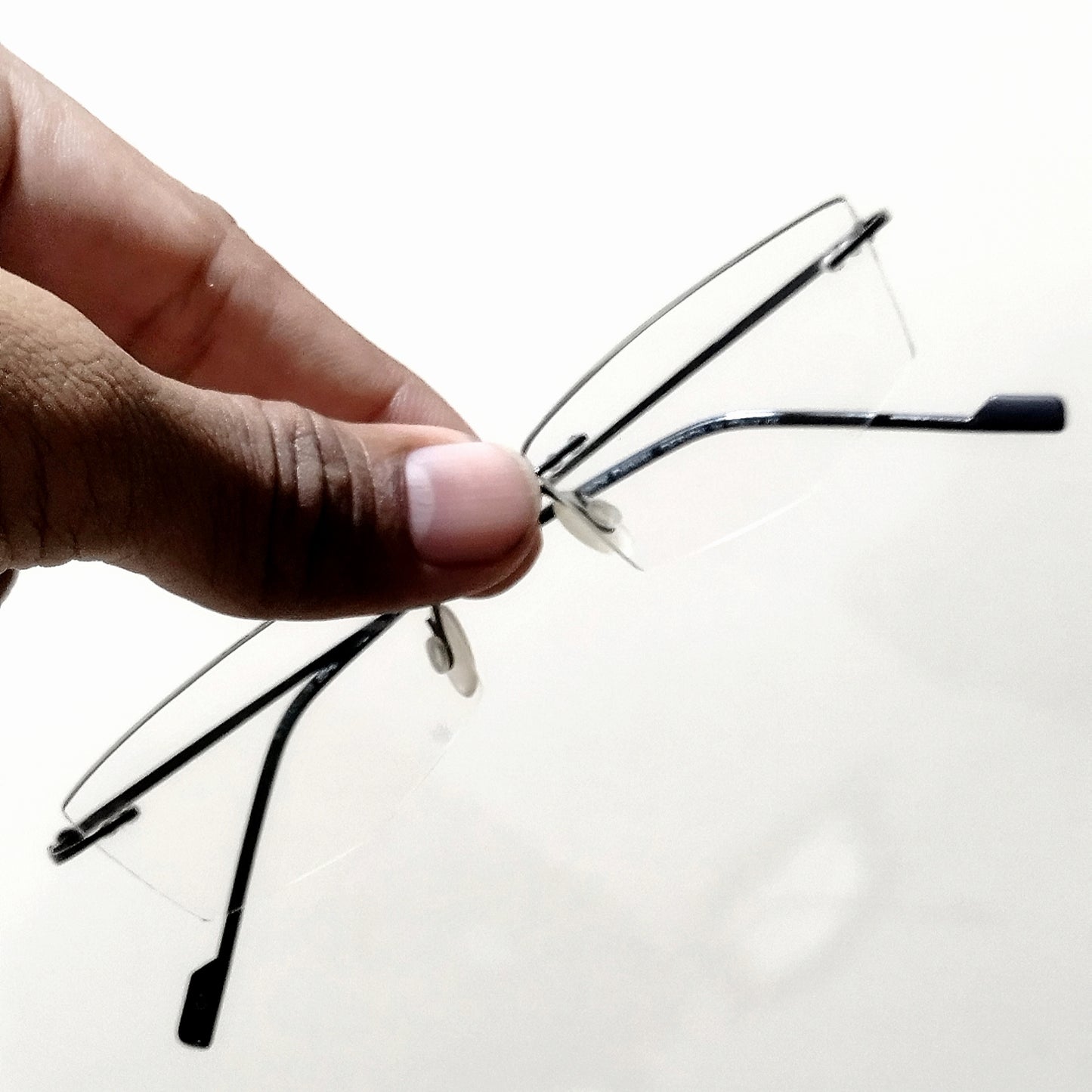 Black Rimless Reading Glasses with Anti Glare Coating Power +1.50