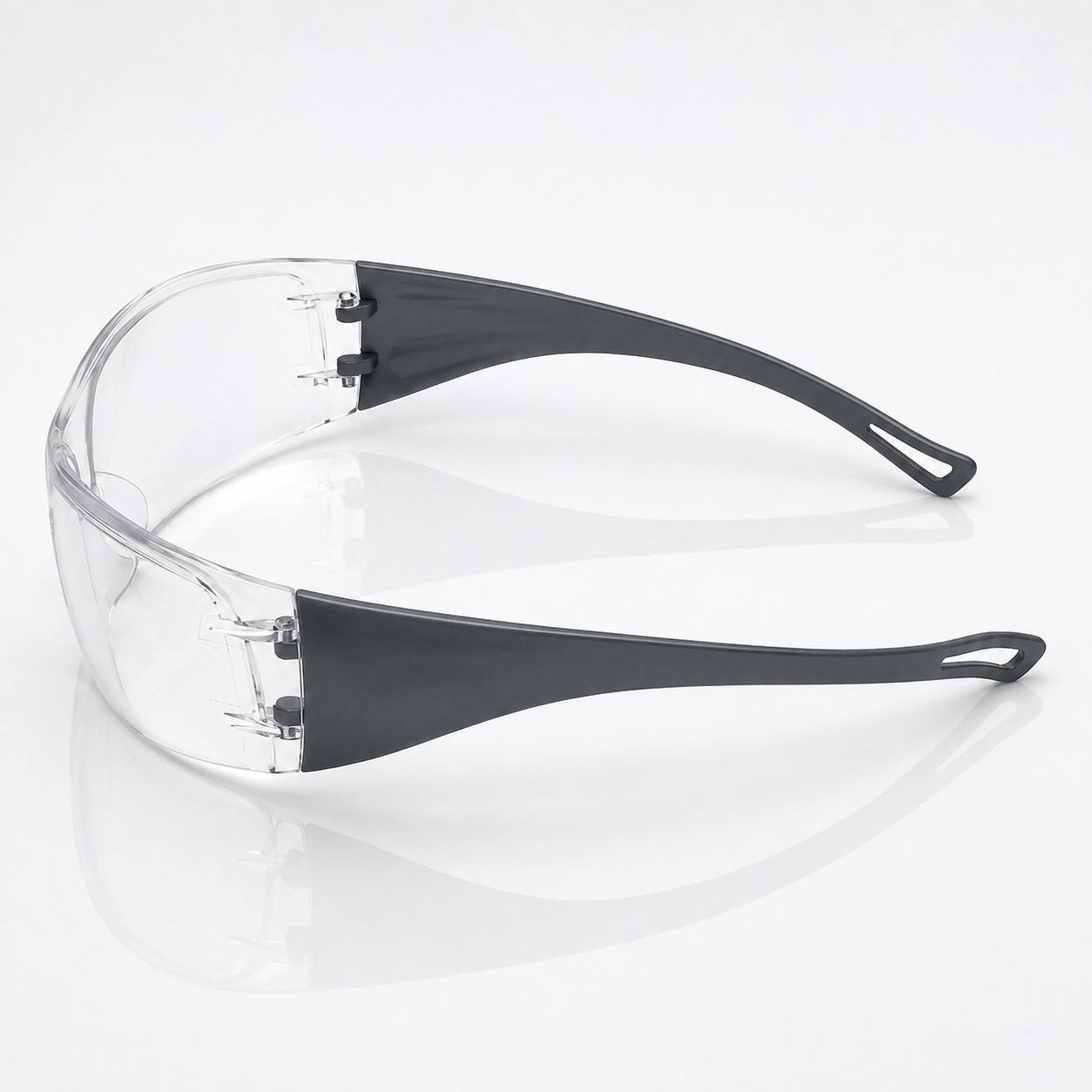 Clear Wraparound Driving & Cycling Glasses – Lightweight Outdoor Eyewear