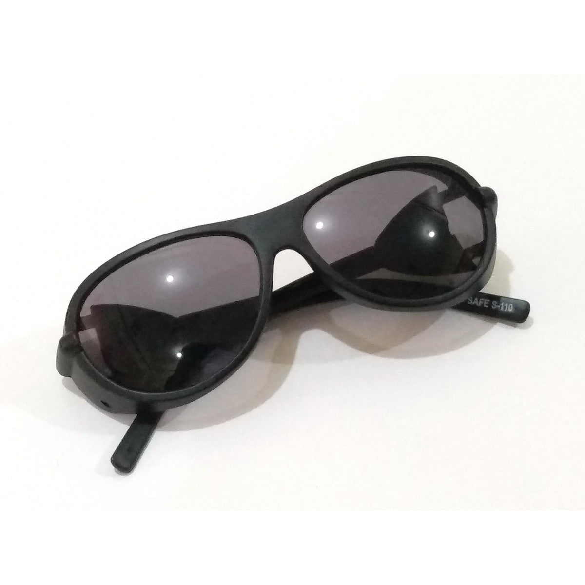 Dark Black Eye Safety Glasses Cataract Goggles M110-22